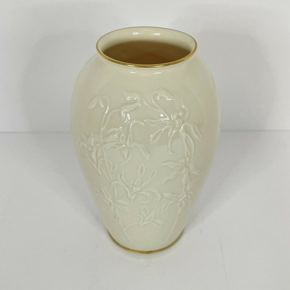 Lenox Other - Lenox Masterpiece Collection Raised Iris Vase 7" Gold Trimmed Elegant‎